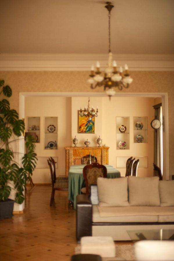 Neli & Zaal Guest House Телаві Екстер'єр фото